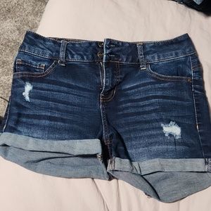 Vanilla star shortie shorts size 3